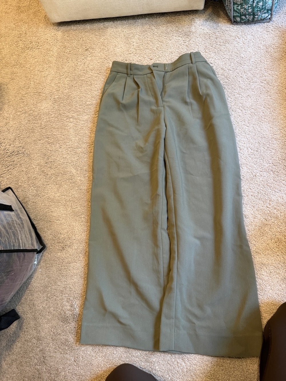 High-Waist Wide Leg Trousers - Olive Green